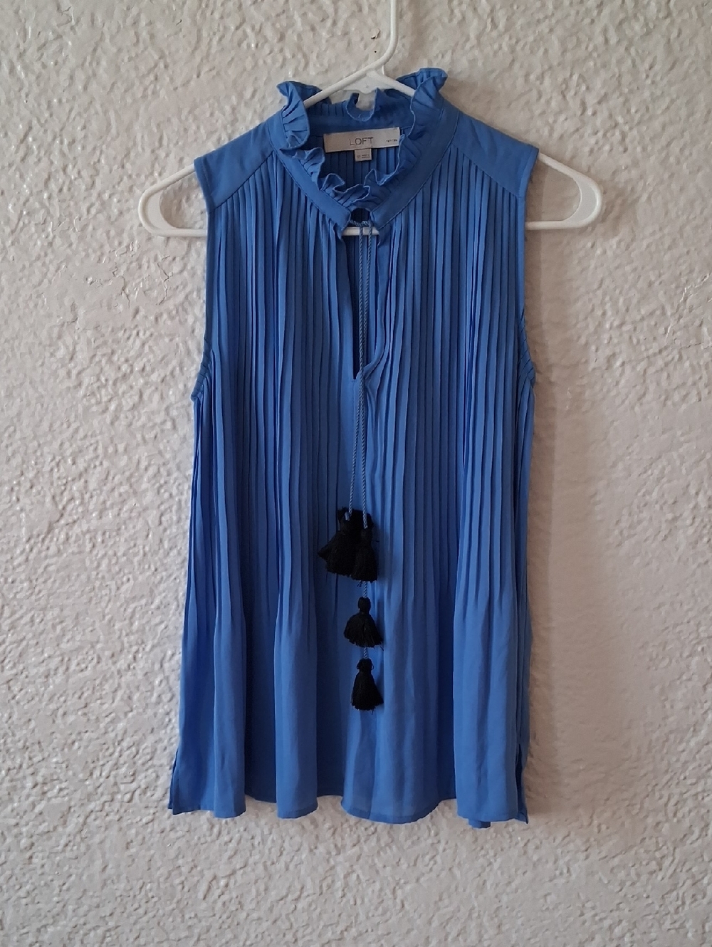 LOFT Blue Sleeveless Pleated Tassel Neck Camisole